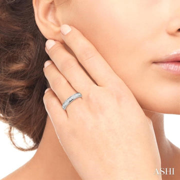 1 Ctw Princess Cut Diamond Wedding Band in 14K White Gold